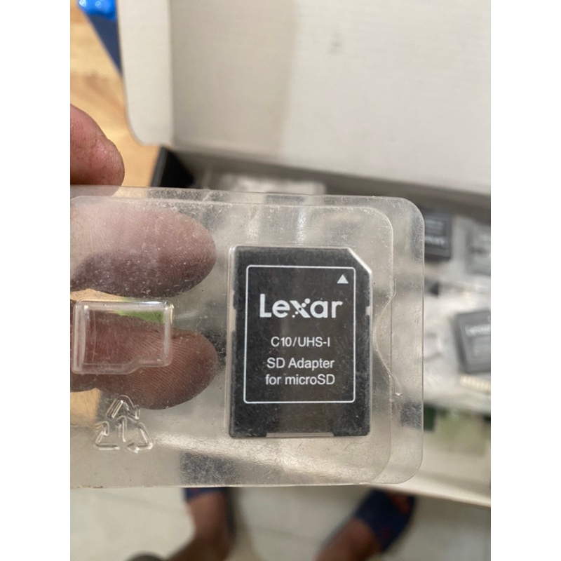 Áo thẻ nhớ Micro SD Lexar