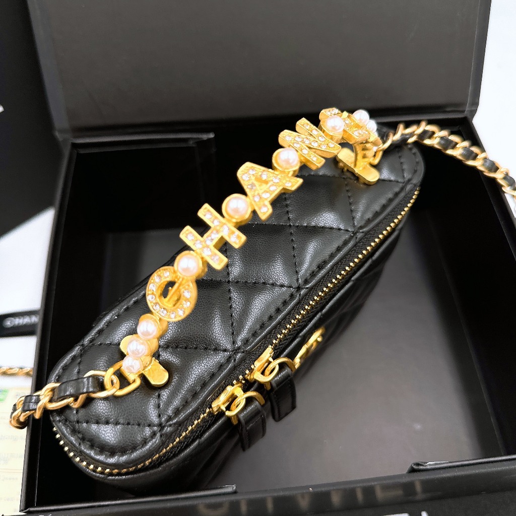 Túi Xách Cha. neo Box Size 18cm quai cầm logo