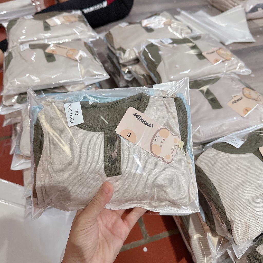 SET 3 BỘ TĂM XUẤT HÀN BÉ TRAI SIÊU ĐẸP