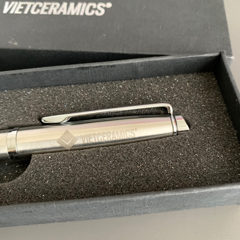 Bút ký Vietceramics