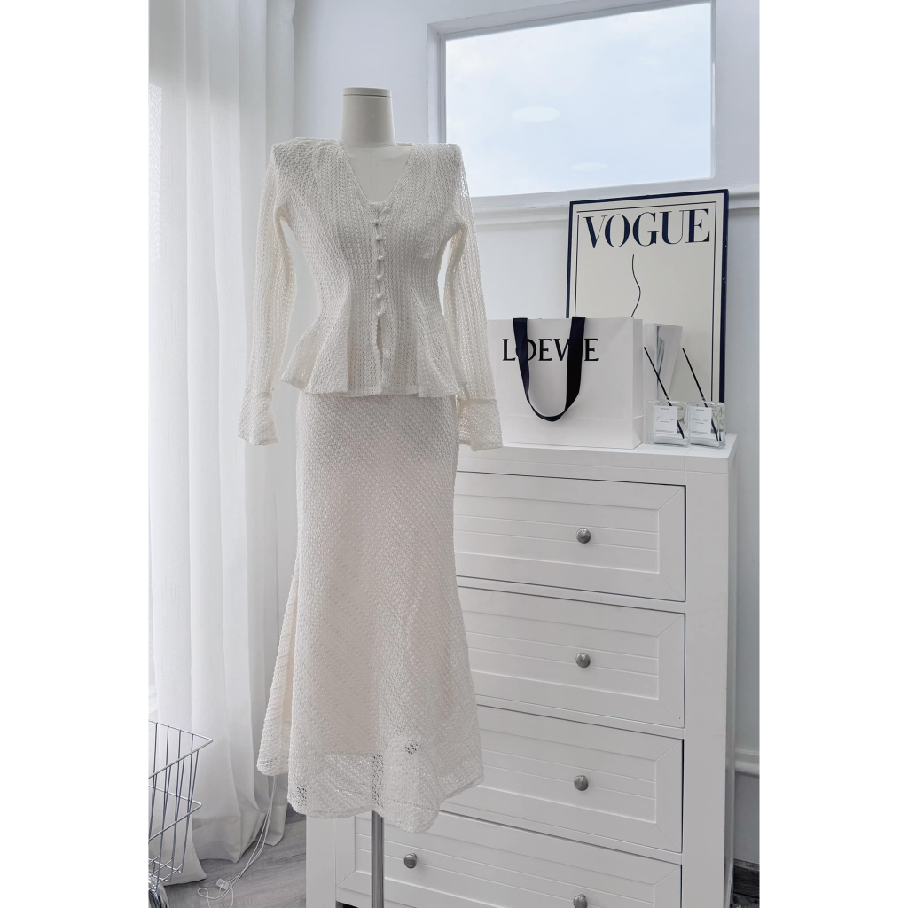 SET Áo ren cổ V cài nút Chân váy midi đuôi cá kèm Bra 2s NÀNG CLOSET