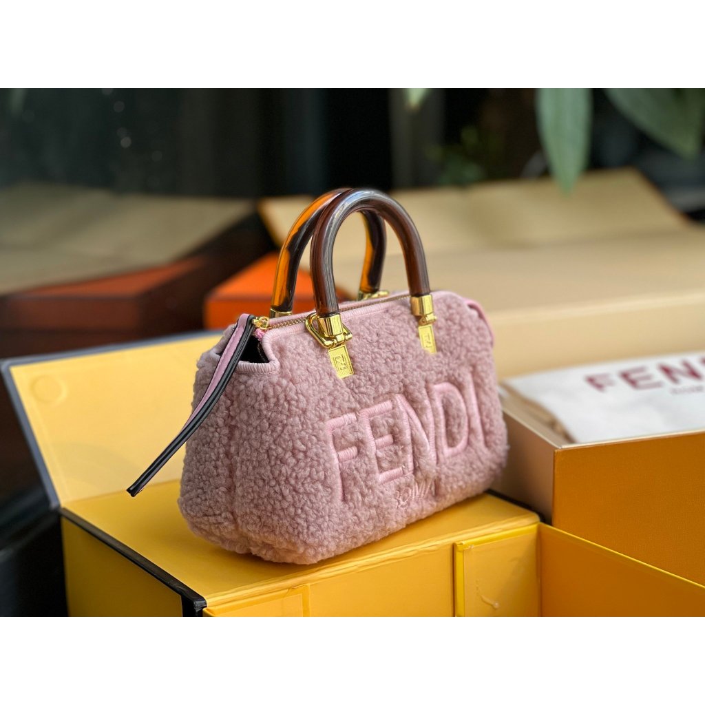 TÚI FENDI LÔNG QUAI XÁCH SZ19