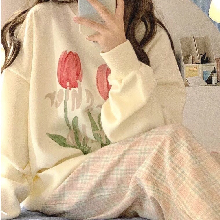 Áo Sweater Tuylip Chất Nỉ Bông , Áo Cổ Tròn Màu Kem In Hoa Tuylip Siêu Dễ Phối Đồ MS10