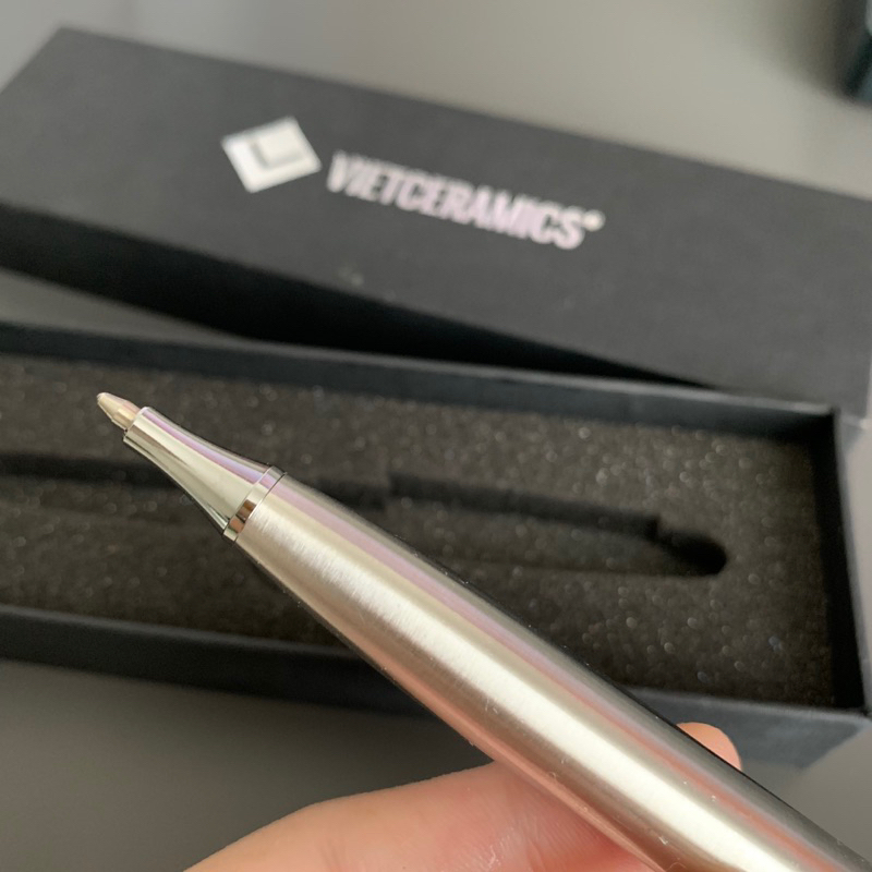 Bút ký Vietceramics