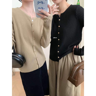 8841 ÁO LEN CỔ TRÒN DÀI TAY CÚC DỌC