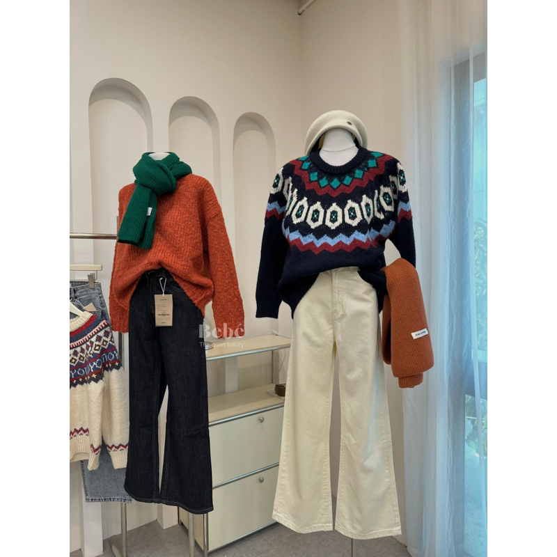 Áo len hoạ tiết 2 màu