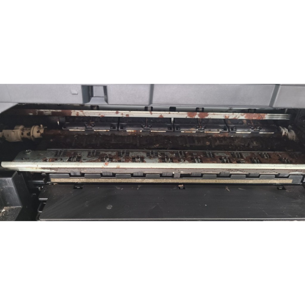 Xác máy in màu Canon, model : MG2170 cắm nguồn không lên  bán xác