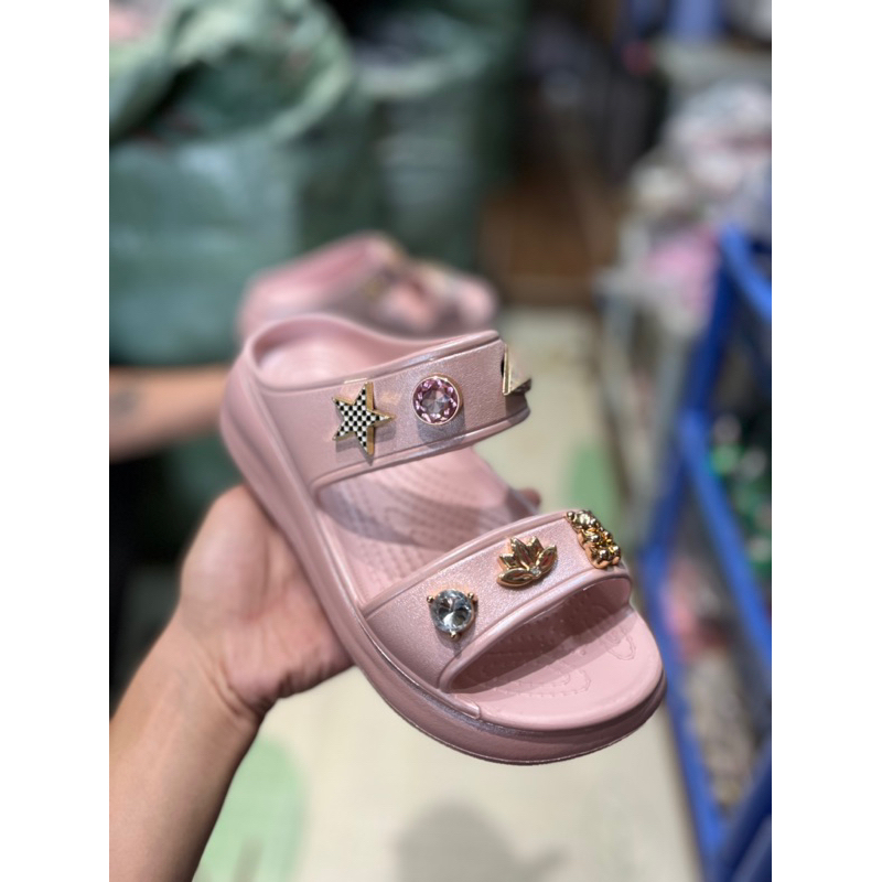 Dép 2 quai đế cao 7cm cross shimmer nhũ hồng kim tuyến - Tặng kèm full jib hoặc charm