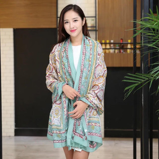 Khăn choàng linen thổ cẩm