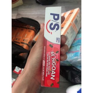 Kem đánh răng cho bé hương dâu
