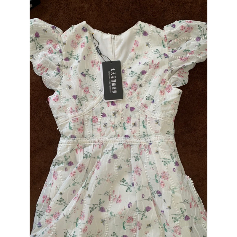 Váy hoa nhí tiểu thư