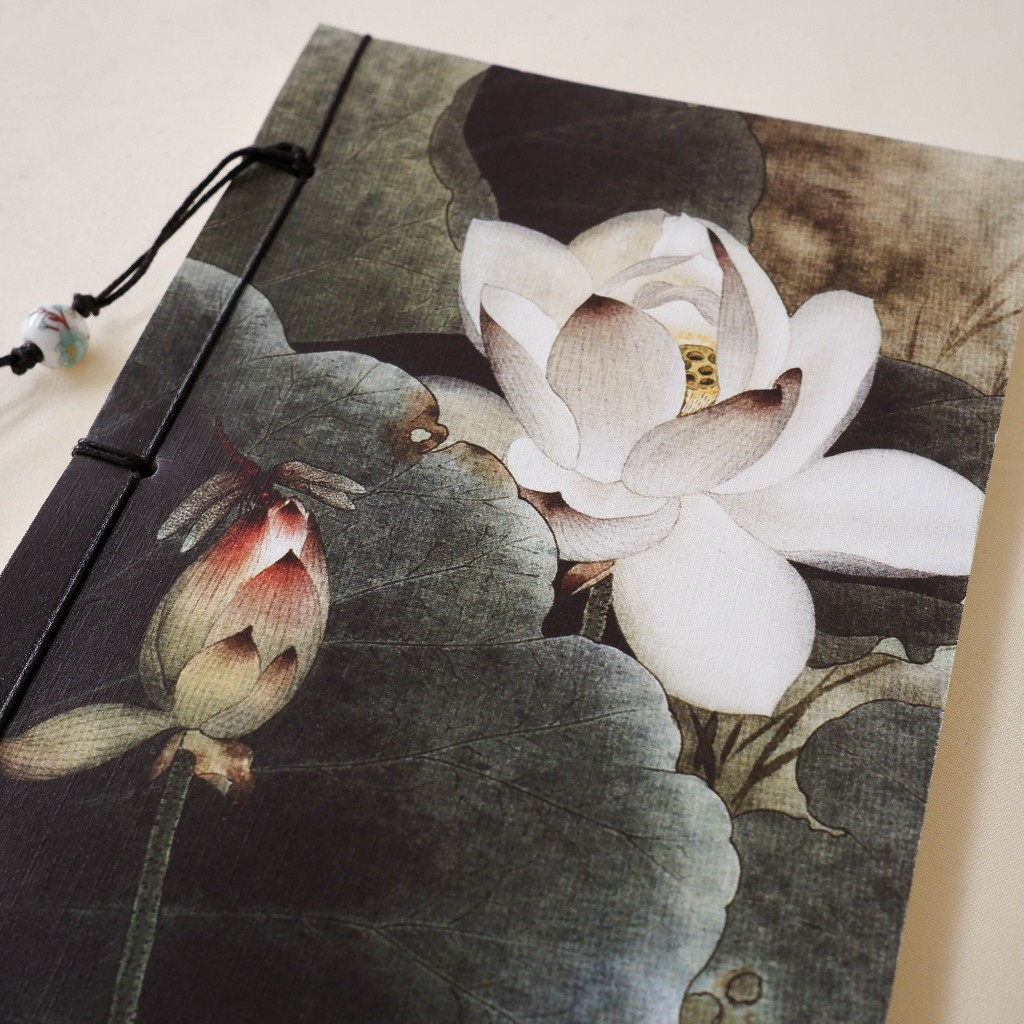 Sổ Tay Hoa Sen Ghi Chép 150 Trang Giấy Trơn Dày Dặn, Sổ Chép Kinh Hoạ Tiết Hoa Sen Nhà Mình