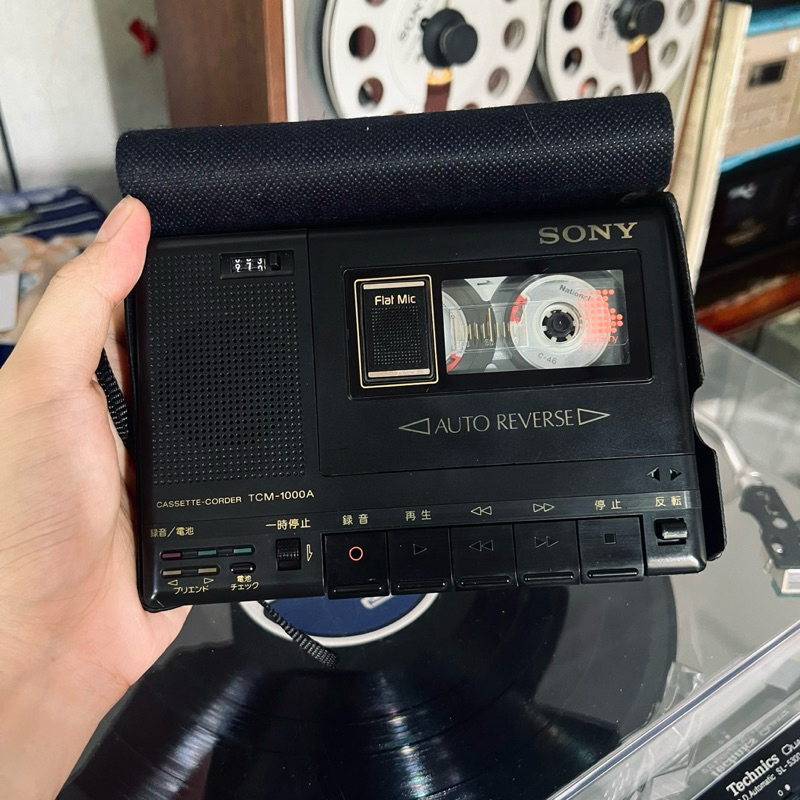 Máy nghe nhạc băng cassette Sony