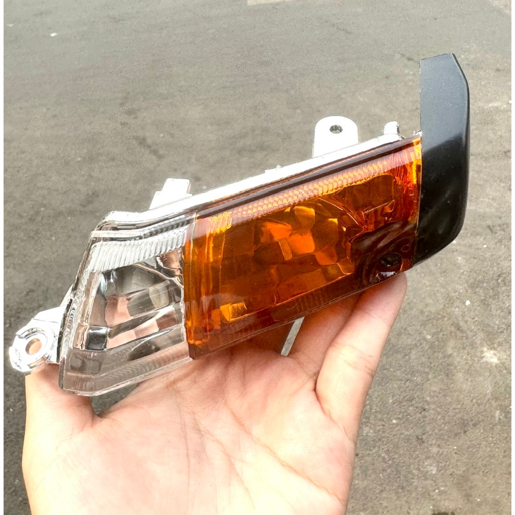 XI NHAN TRƯỚC XE SUPPER DREAM