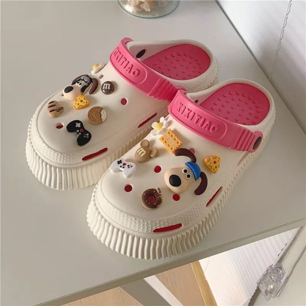 SANDAL nữ Dép Sục bánh mì quai hậu chất EVA siêu nhẹ siêu êm chân gắn kèm Sticker cún con