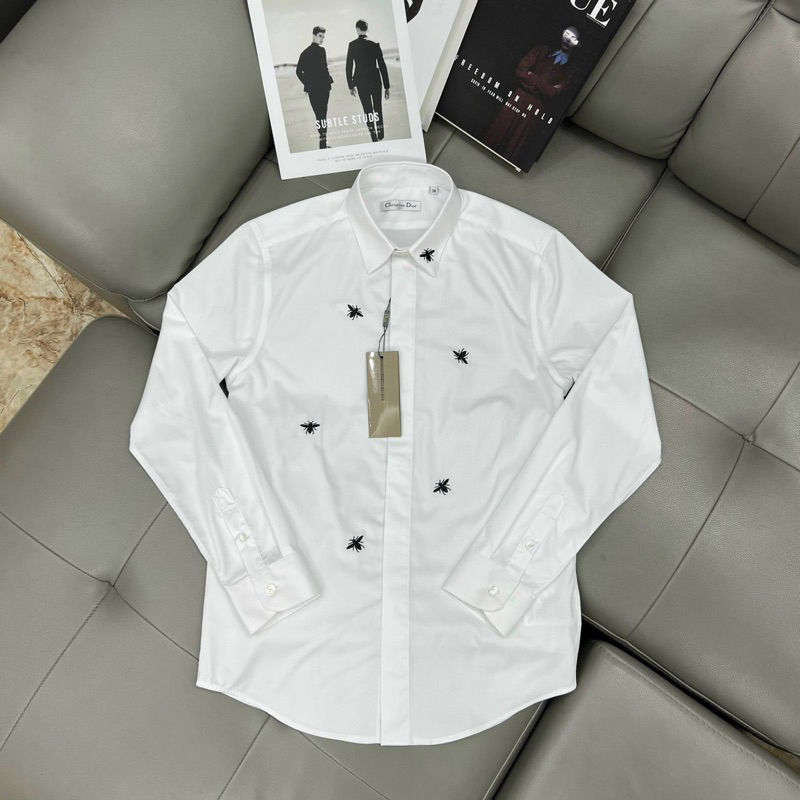 Sơ mi trắng DIOR dài tay hoạ tiết hình thêu đường may che cúc vải cotton mặc cực mát về đủ size tại 