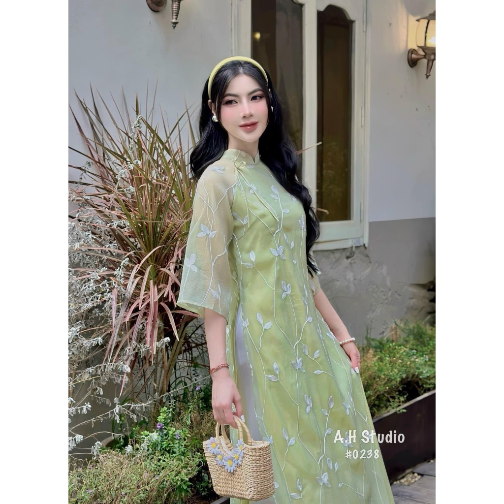 Áo dài thêu kèm bờm tay lỡ 247store.vn - Aodaikembom0238_P13K7