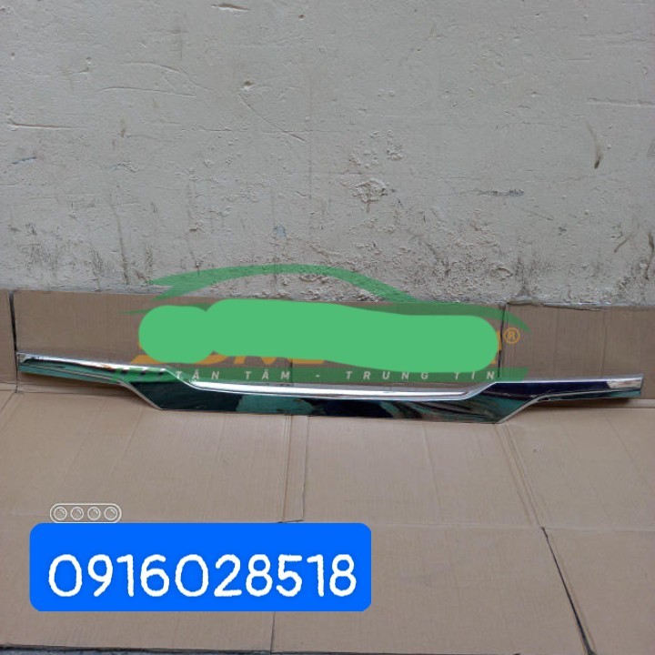 Ốp tay cốp Toyota inova 2012 2013 2014 2015 2016 thanh đít cốp mạ Crom tay cop innova