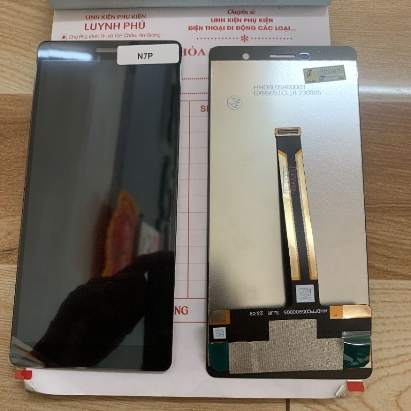 Màn hình nokia 7 plus tặng keo dán