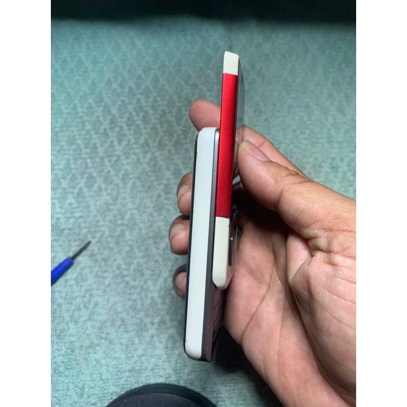 Điện thoại nokia 5610 trắng đỏ