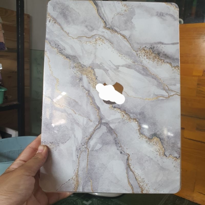 Ốp trên cho macbok air 13" a2681