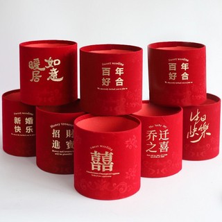 Chậu hoa nhung đỏ