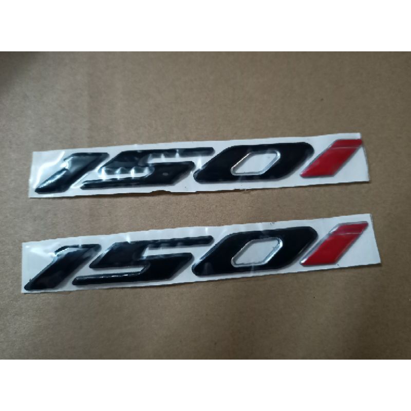 Bộ 2 chữ nổi 150i màu đen new