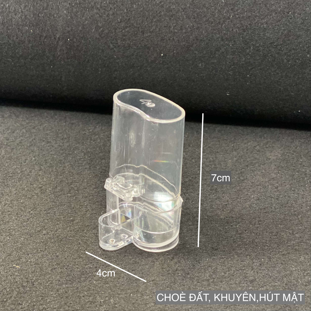 Cóng nước nhựa meka đựng nước uống cho chim khuyên, yến,mào, chòe, khướu đủ kích thước.