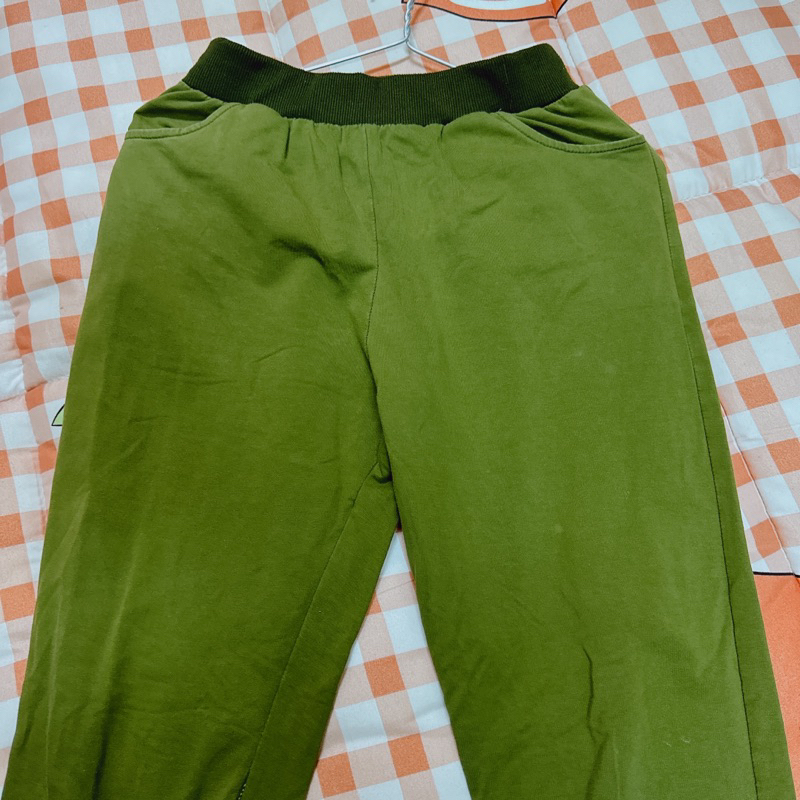 Quần dài jocker bo gấu nam nữ, màu rêu