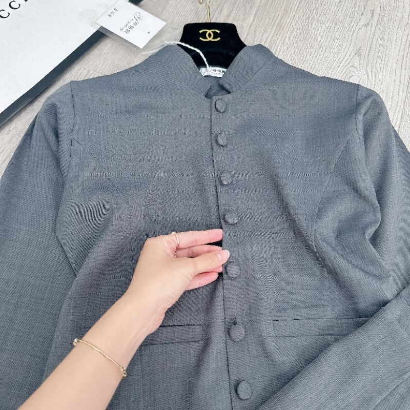 Set nữ áo cổ tàu sọc tay mix chân váy xếp li