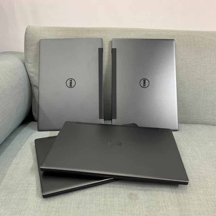 Siêu Phẩm Dell Nhập Xịn 7390 i7 8650U/Ram 16Gb/SSD 256Gb/Màn 3k Tràn Viền /Mỏng Nhẹ Đẹp Keng