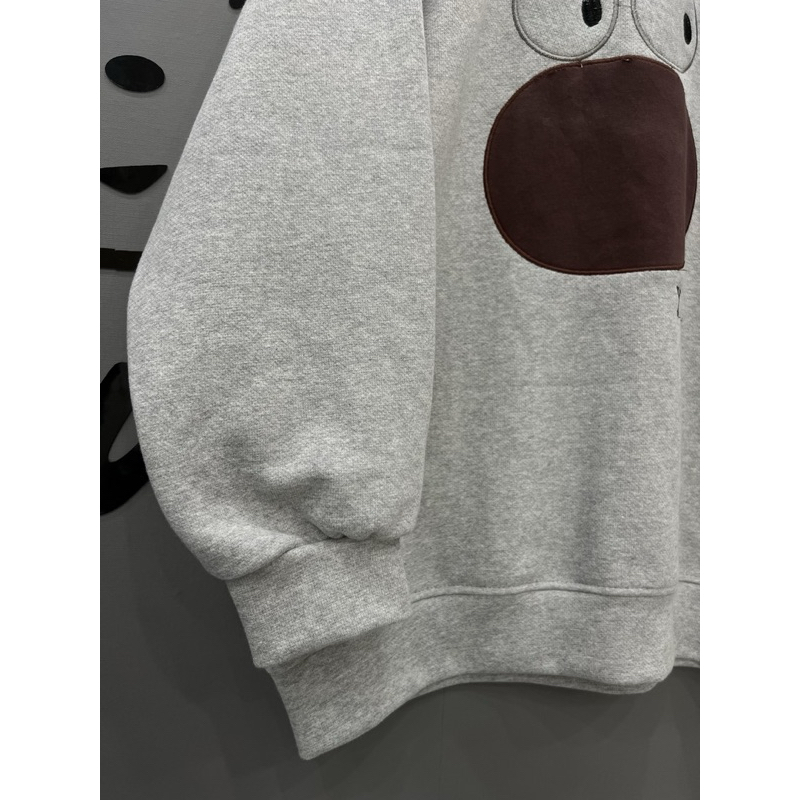 Áo nỉ sweater mắt to Ya