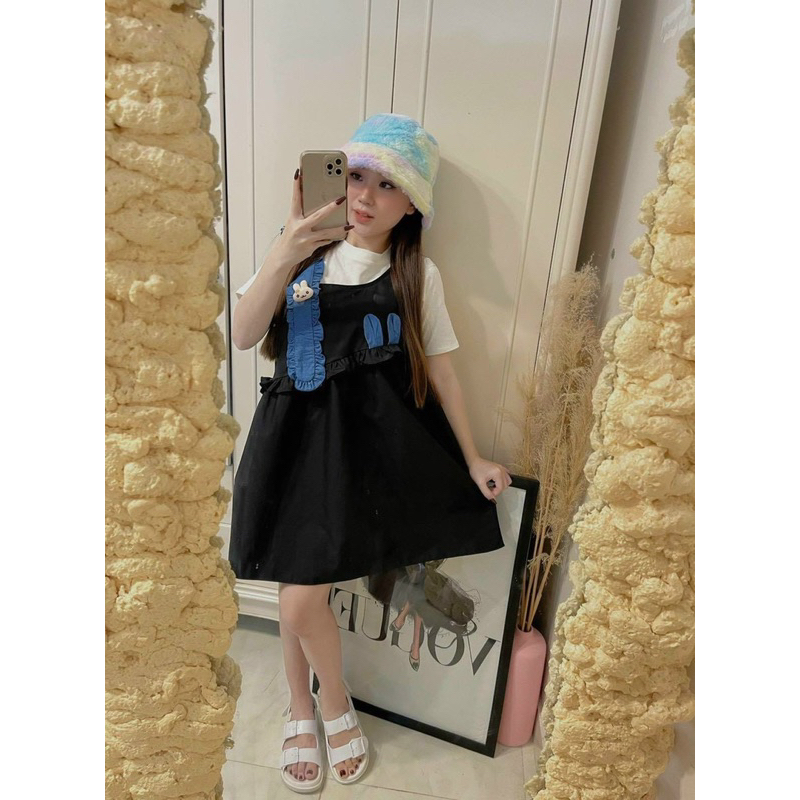 Váy cho bé phom cồ