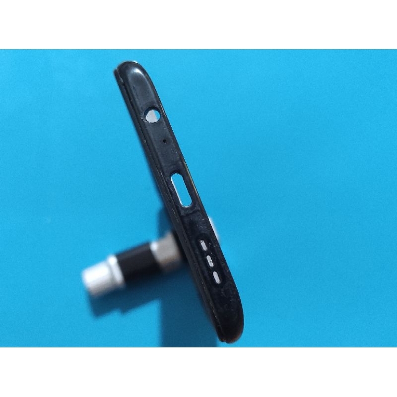 Khung Sườn Vsmart Active 3  Tháo Máy Đã Qua Sử Dụng Màu Đen