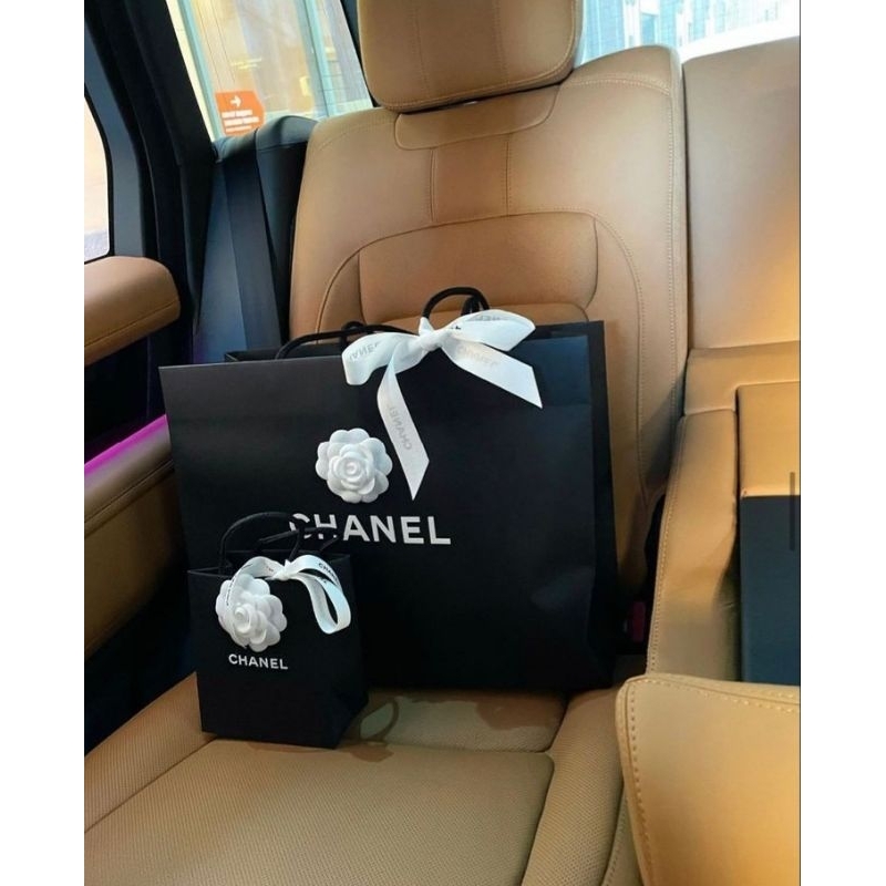 Túi Giấy Chanel Hoa Trà Kèm Nơ Chuẩn Form Hàng Auth
