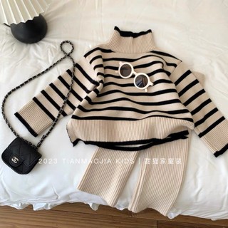 Set bộ len kẻ cổ cao hàng qccc bé gái