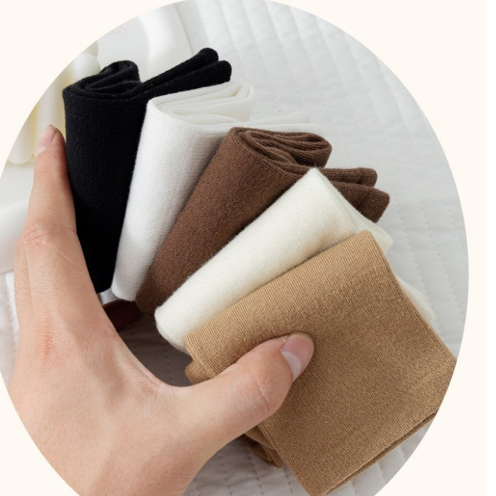 Tất Nữ Nam Cổ Cao Phối Trơn Hiện Đại Phong Cách Hàng Quốc Chất Liệu Cotton Dầy Dặn Mã T61