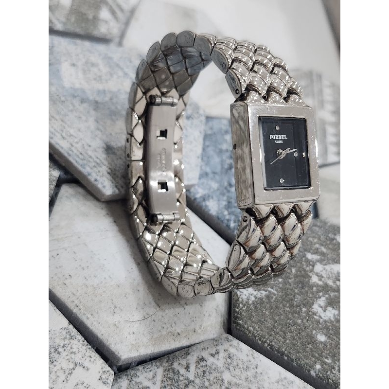 ĐỒNG HỒ SI NHẬT CHÍNH HÃNG DẠNG CÒNG DÀNH CHO NỮ - THƯƠNG HIỆU FORBEL