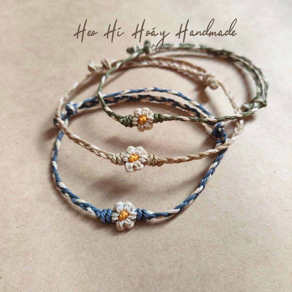 Vòng tay handmade đan hoa cúc daisy  by Heo Hí Hoáy
