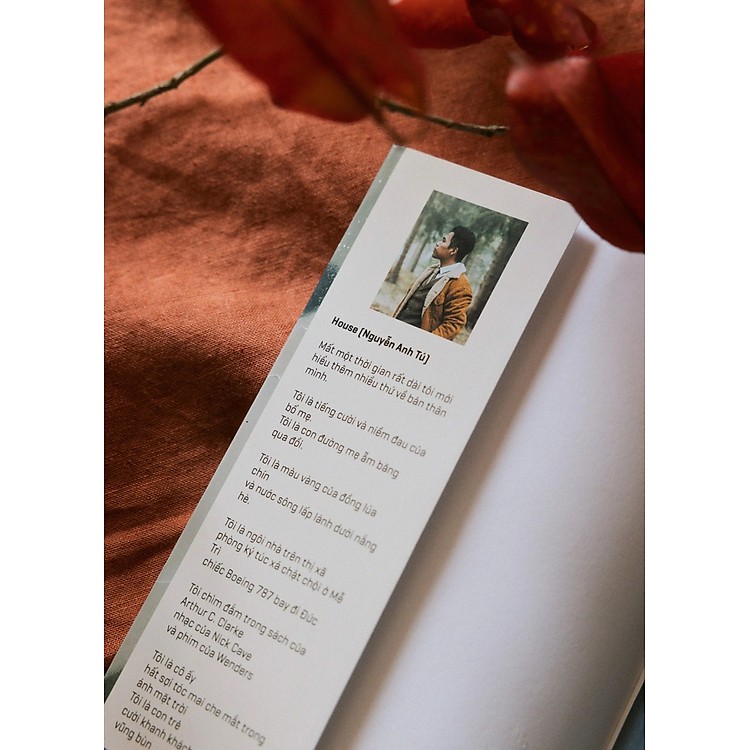 Sách Thư Từ Xứ Con Người