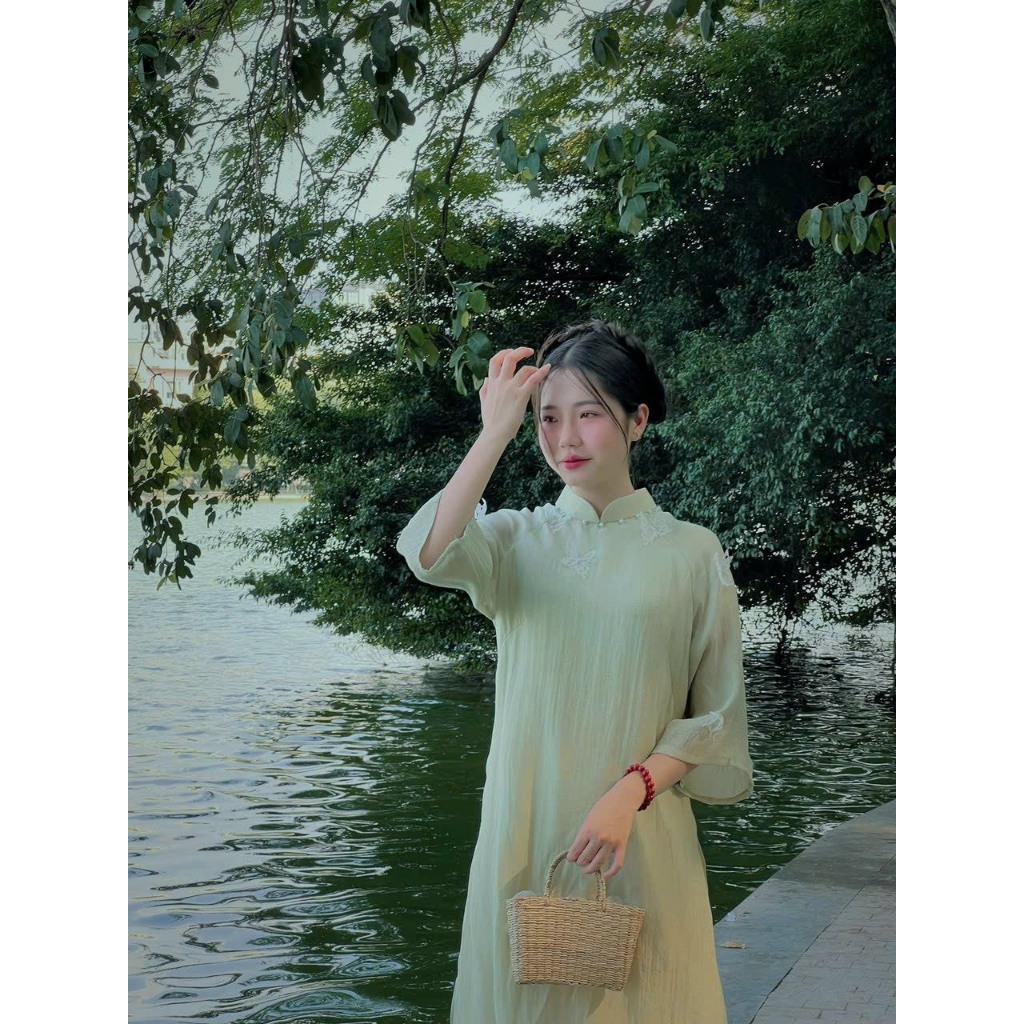 Áo dài cách tân nữ dáng xuông, chất tơ nhăn cao cấp cho nàng Chubby