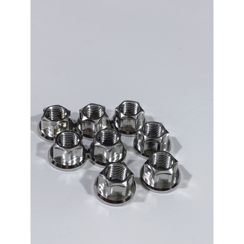 Tán inox Salaya 5li 6li 7li 8li 10li 12li đầu hở và đầu bít lắp thông dụng