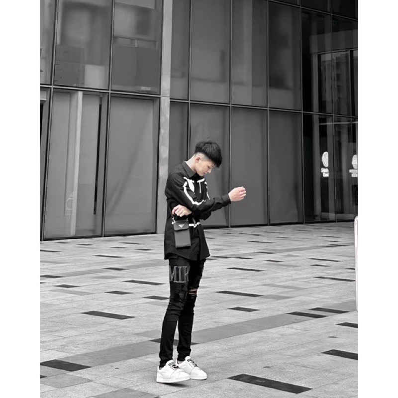 Quần jean amiri vá da túi da,quần bò amiri thêu logo chữ rách vá da form skinny phong cách boi phố