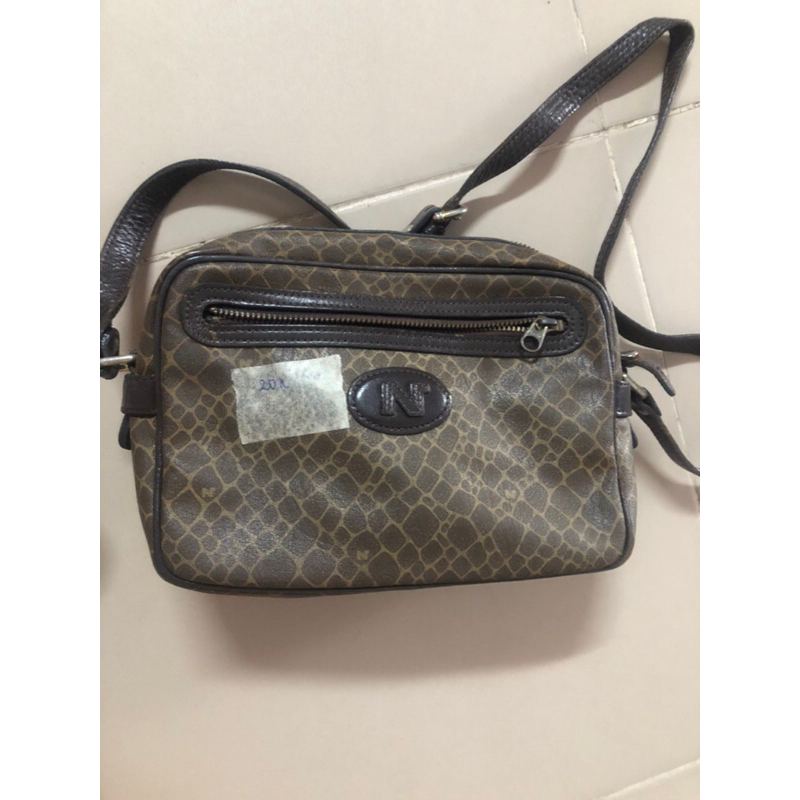 Pass thanh lý túi da thật