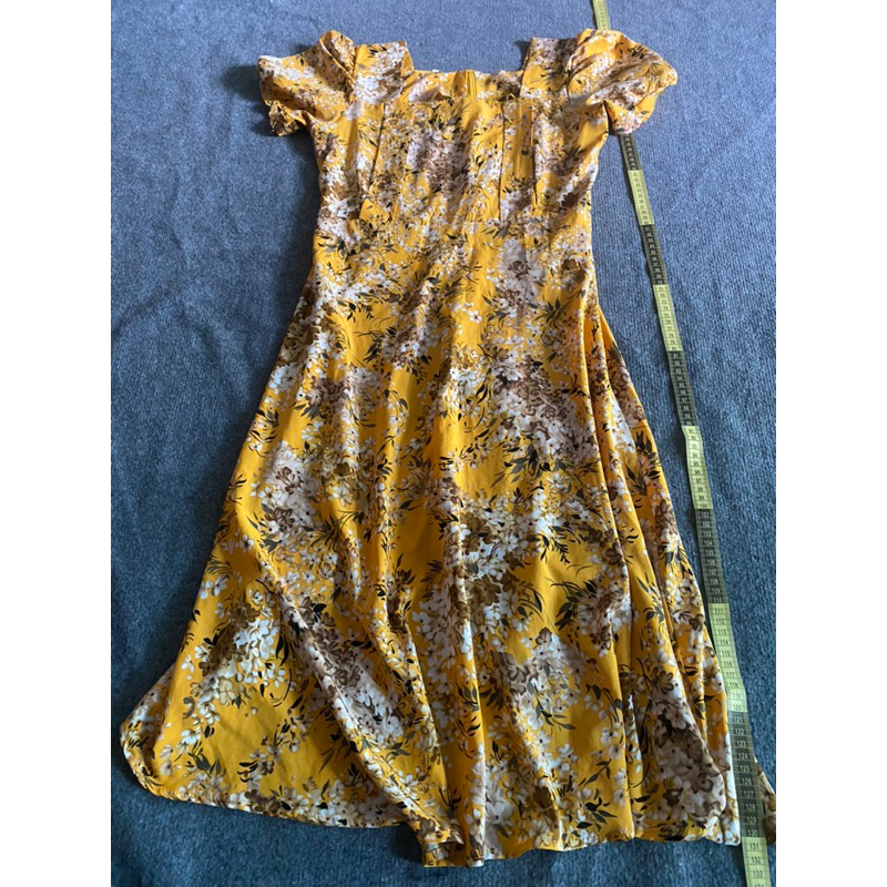 Đầm hoa dưới 57kg