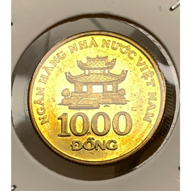 Xu năm 2003 1000 đồng mới còn óng ánh