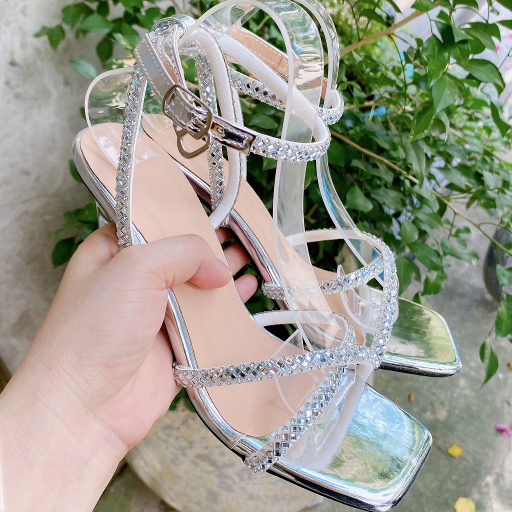 Sandal dây đá mũi vuông 9 phân