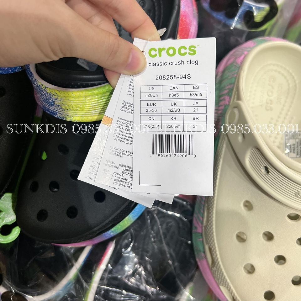 Sục Crocs nữ đế phối màu họa tiết