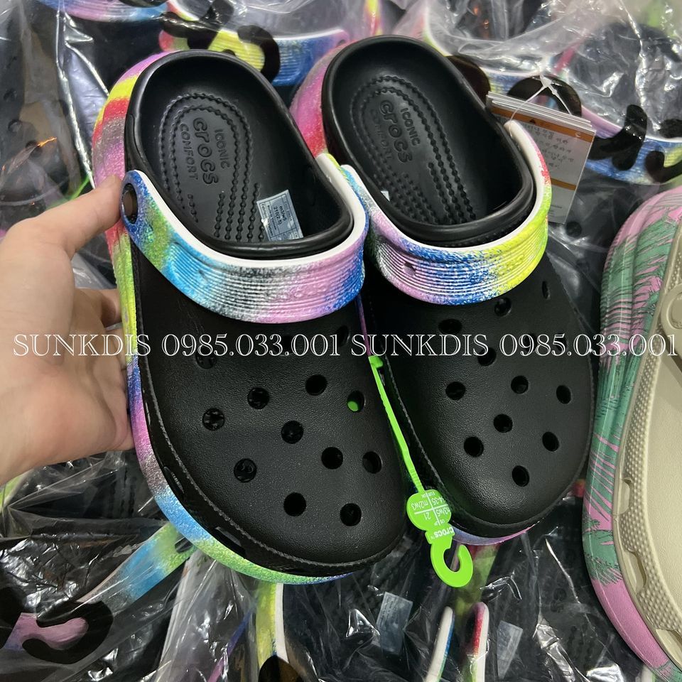 Sục Crocs nữ đế phối màu họa tiết
