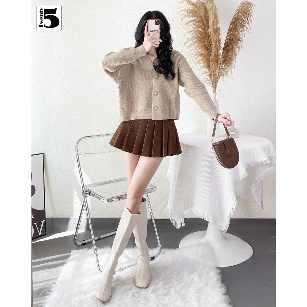 Áo len cardigan nữ Twentyfive dáng rộng lửng cài 3 cúc bo cổ tay 5162